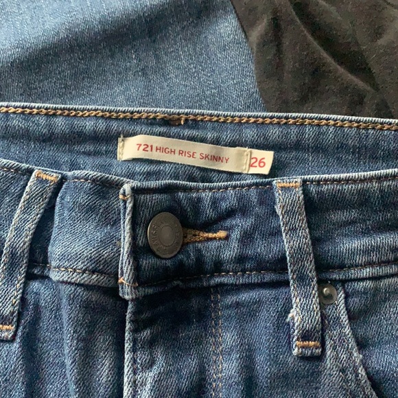 Like New Women’s Levi’s 721 Ankle Jeans size 26 High Rise Skinny - Picture 8 of 9